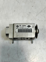 Load image into Gallery viewer, 2007-2013 BMW X4 F25 F26 E81 E82 E87 E88 E90 E91 335i AC Expansion Valve 9226078