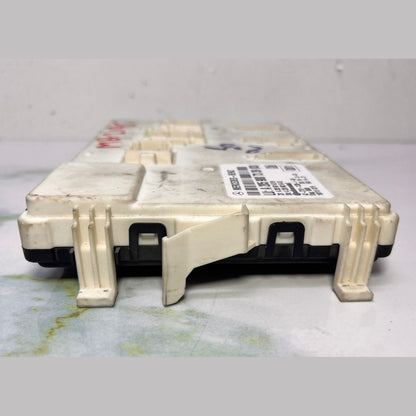 Mercedes-Benz Body Control Module A 205 9007339 W205 C-Class