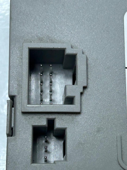 2004-2008 Mercedes-Benz E classCLS350 Central Gateway Control Module A2115407145