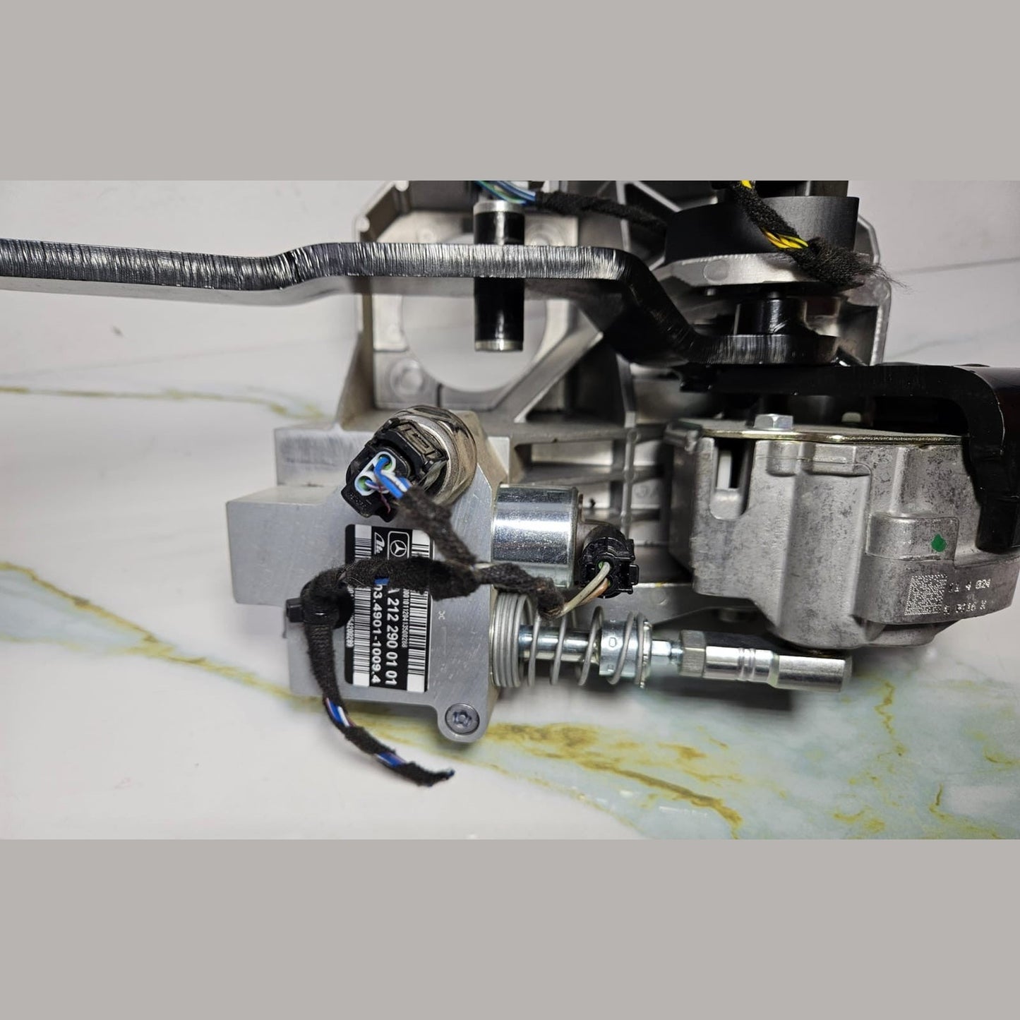10-15 Mercedes-Benz W212 E-Class Hybrid Brake Pedal Assembly A212 2900301 OEM