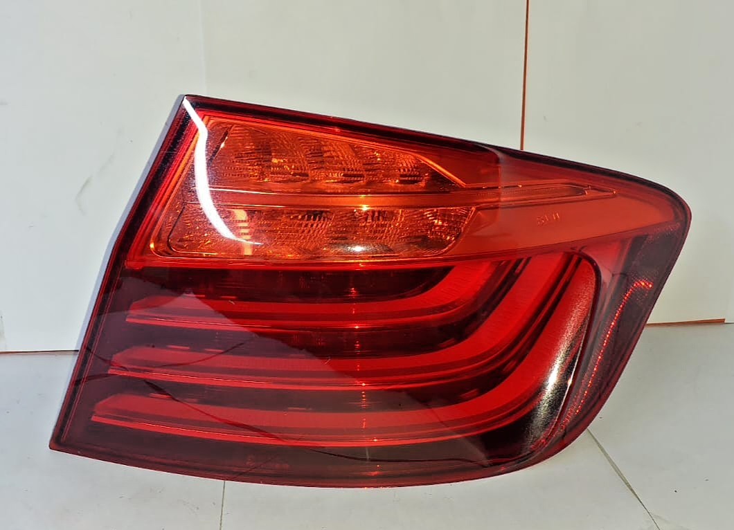 OEM 2014-2016 BMW 5 Series F10 Right Passenger Tail Light LED 184080-02
