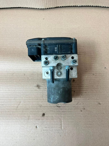 2010-2011 BMW X5 E70 and X6 E71 ABS DSC Pump Control Unit 6793492 OEM