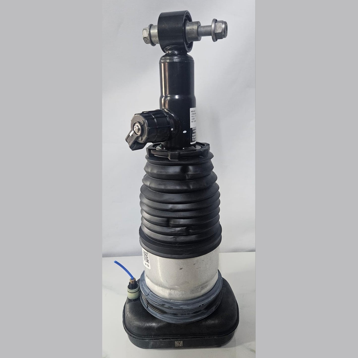 OEM BMW X5 G05 S68 REAR AIR SUSPENSION SHOCK G05 LCI RA PHEV RH 6869038 20KM 