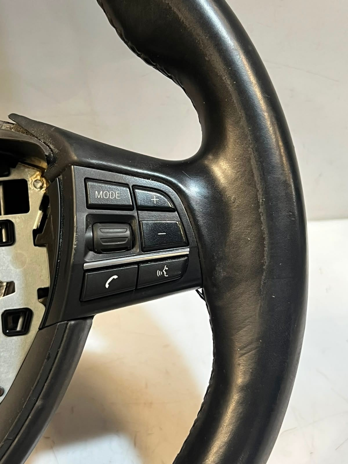 2011-2013 BMW 5 Series F10 F01 F02 F03 F04 F06 F07 535i Steering Wheel 6165700