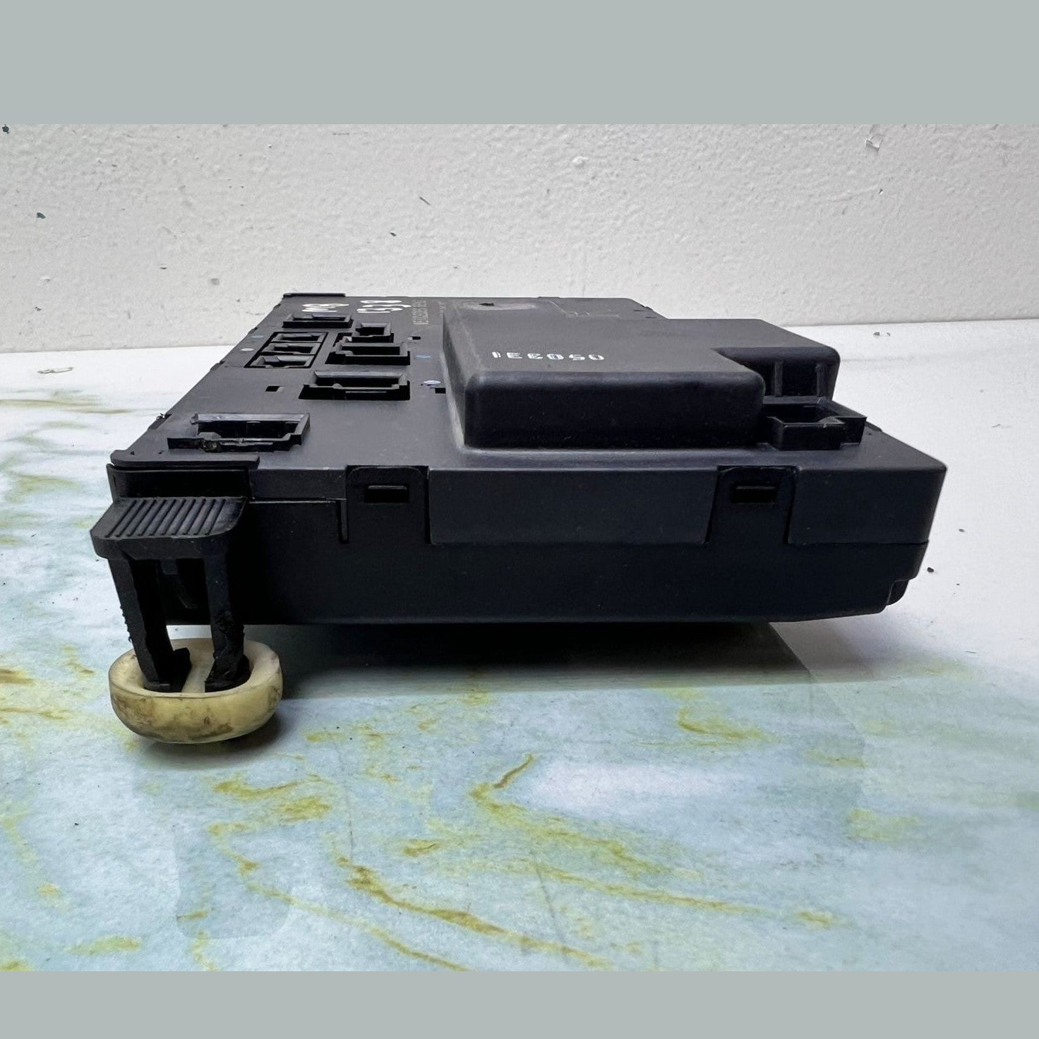 2005-2010 Mercedes-Benz CLS500 Door Control Module A2198200726 CLS Class W219
