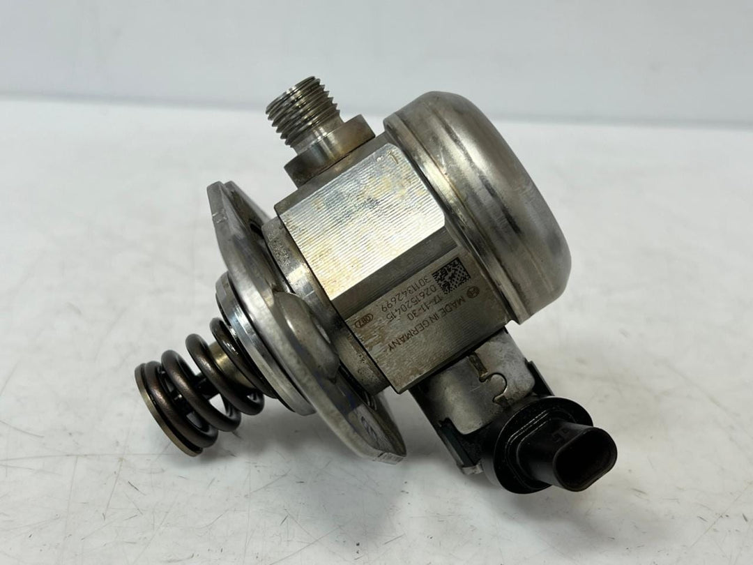 2016-2019 BMW 750Li 7' 5' G11 G12 G30 4.4L V8 N6 High Pressure Fuel Pump 8643464