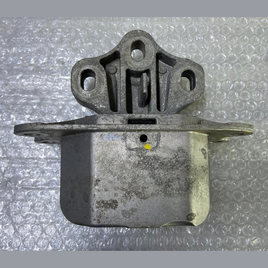 OEM BMW F44 PETROL B38A15F GEARBOX ENGINE MOUNT 6853453
