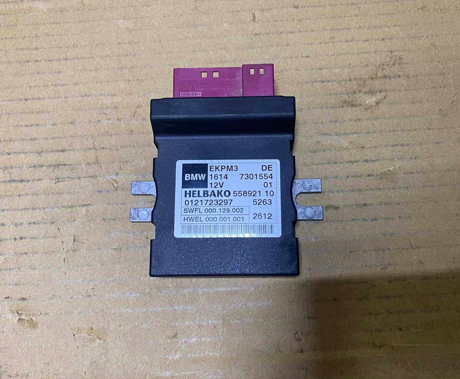 2014-2015 BMW 328d Fuel Pump Control Module 7301554 328i, 335i, 328d, and 640i G