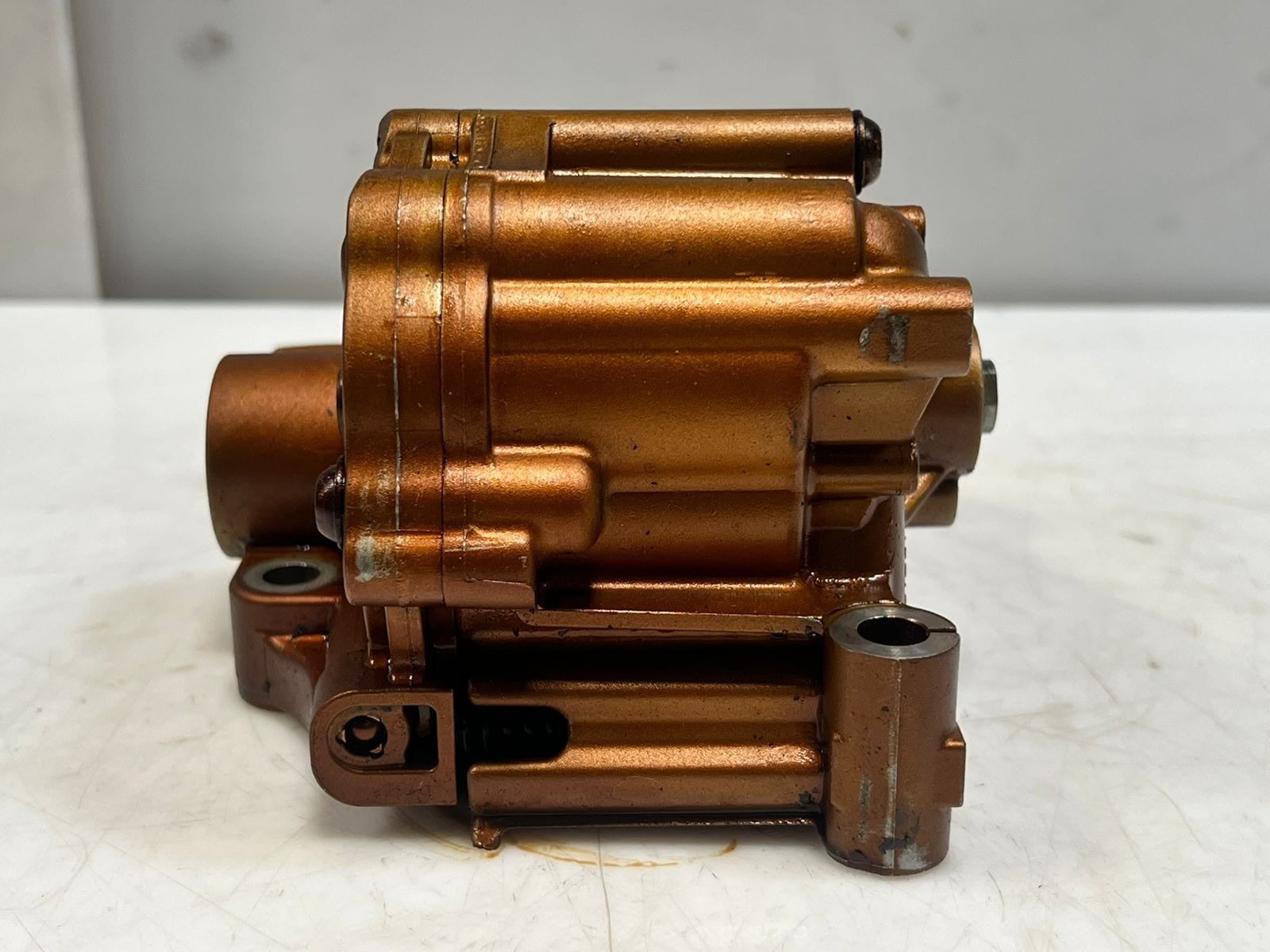 2011-2012 BMW X3 F25, 528i F10 and Z4 E89 3.0L Engine Oil Pump 7573748 OEM