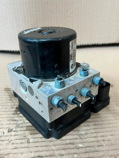 BMW 1 Series F20 F21 3 Series E90 E91 F30 ABS Pump Control Module 6857323 