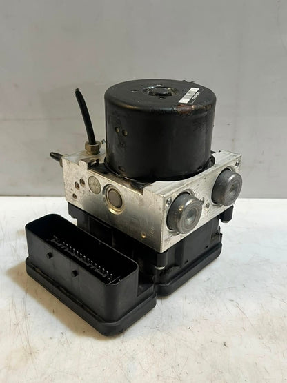 2009-2013 BMW E90 E92 E93 E91 128i ABS Pump and Control Unit 6790146 OEM