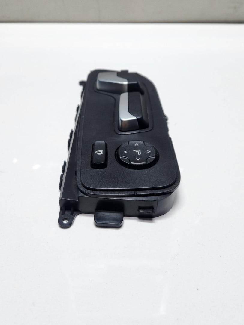 2020 BMW X3 Seat Adjustment Switch Left 9390111 3 Series G20 G21 OEM