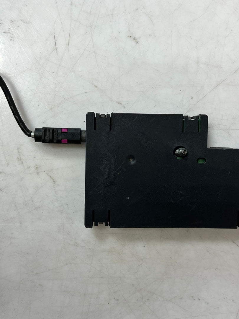 2007-2013 BMW X5 E70 Antenna SIGNAL Amplifier Diversity 9193849 OEM