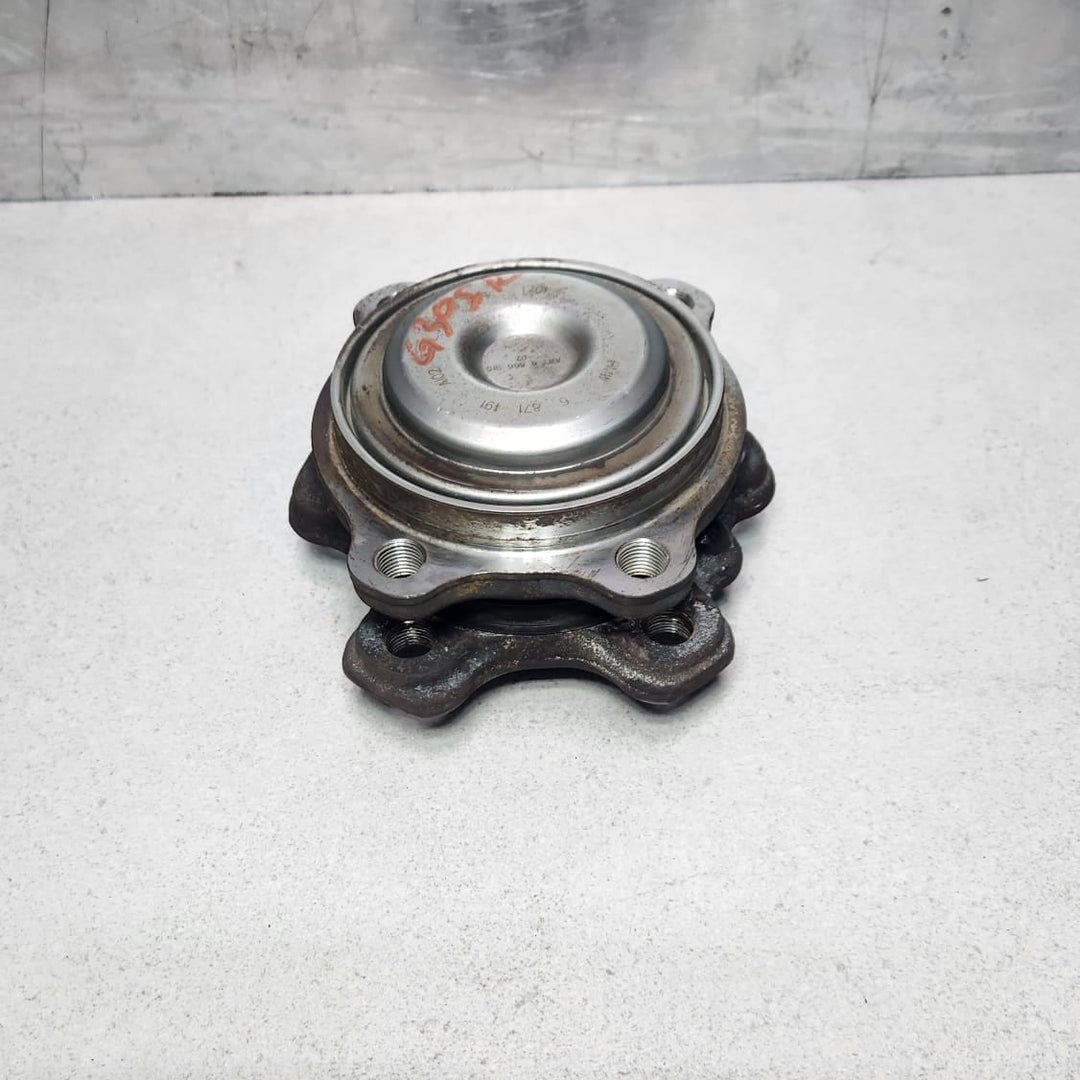 2019 BMW G30 530i Front Wheel Hub Bearing 6871191 3 Series G20 G21 