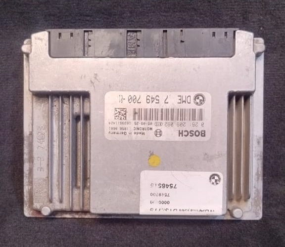 BMW 5 6 7 SERIES E60 E61 E63 E64 E65 E66 5.0I N62 ENGINE DME CONTROL ECU 7549700