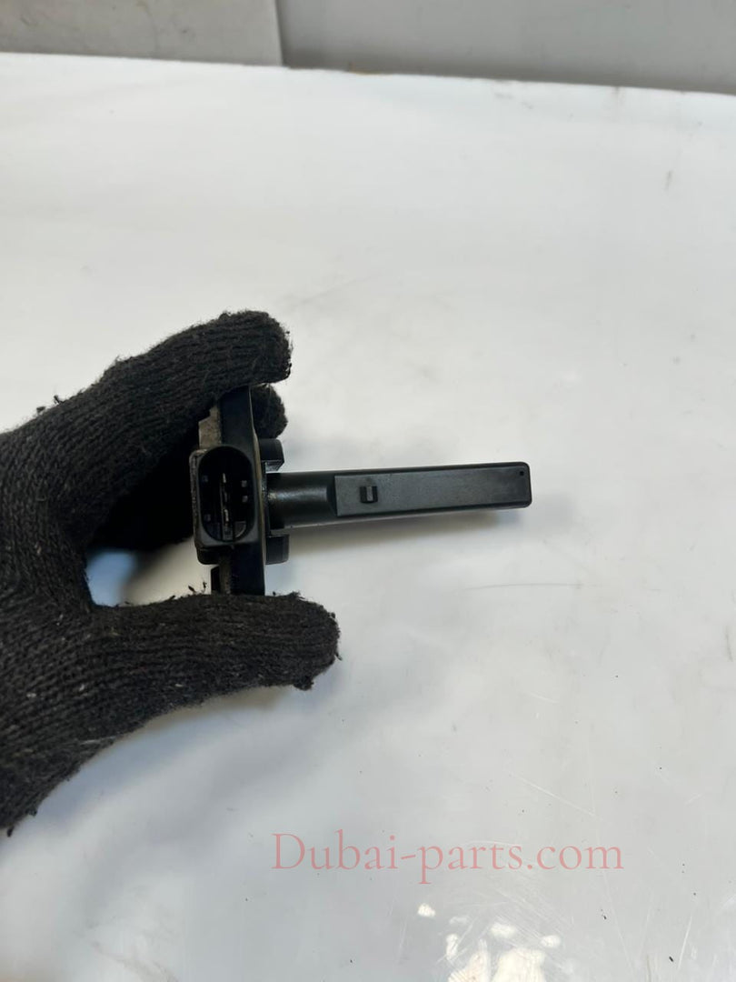 BMW E38 E39 E46 E53 E60 E61 E81 E82 E87 N47 Diesel Sump Oil Level Sensor 7508003