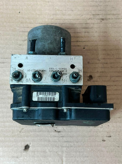 2011-2015 BMW X1 E84 xDrive 20d ABS Hydraulic Pump Control Module 6799417 OEM