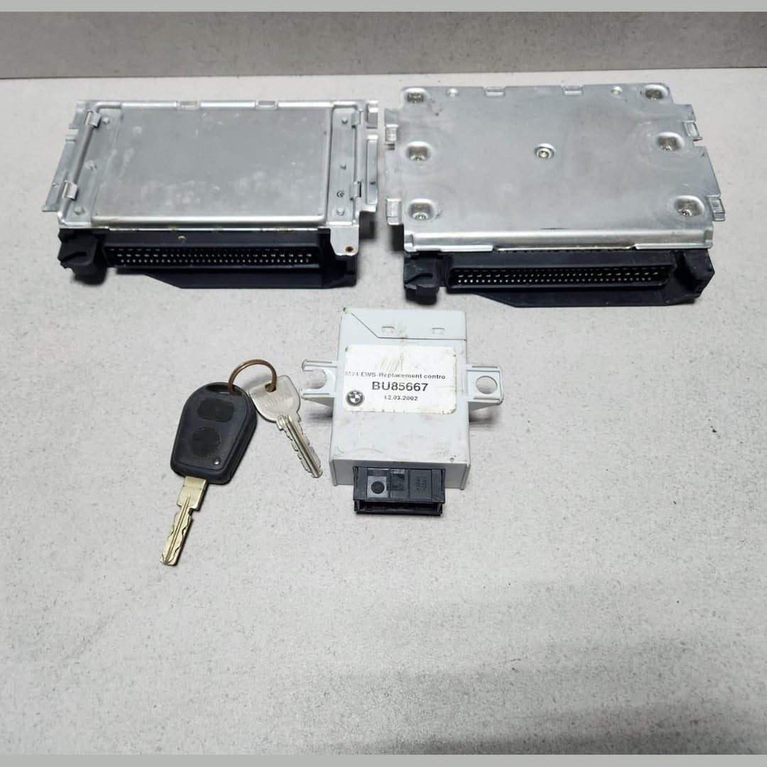 1997 BMW 540i Engine Control Unit 1429884 E39 V8 SINGLE VANUS ECU SET 