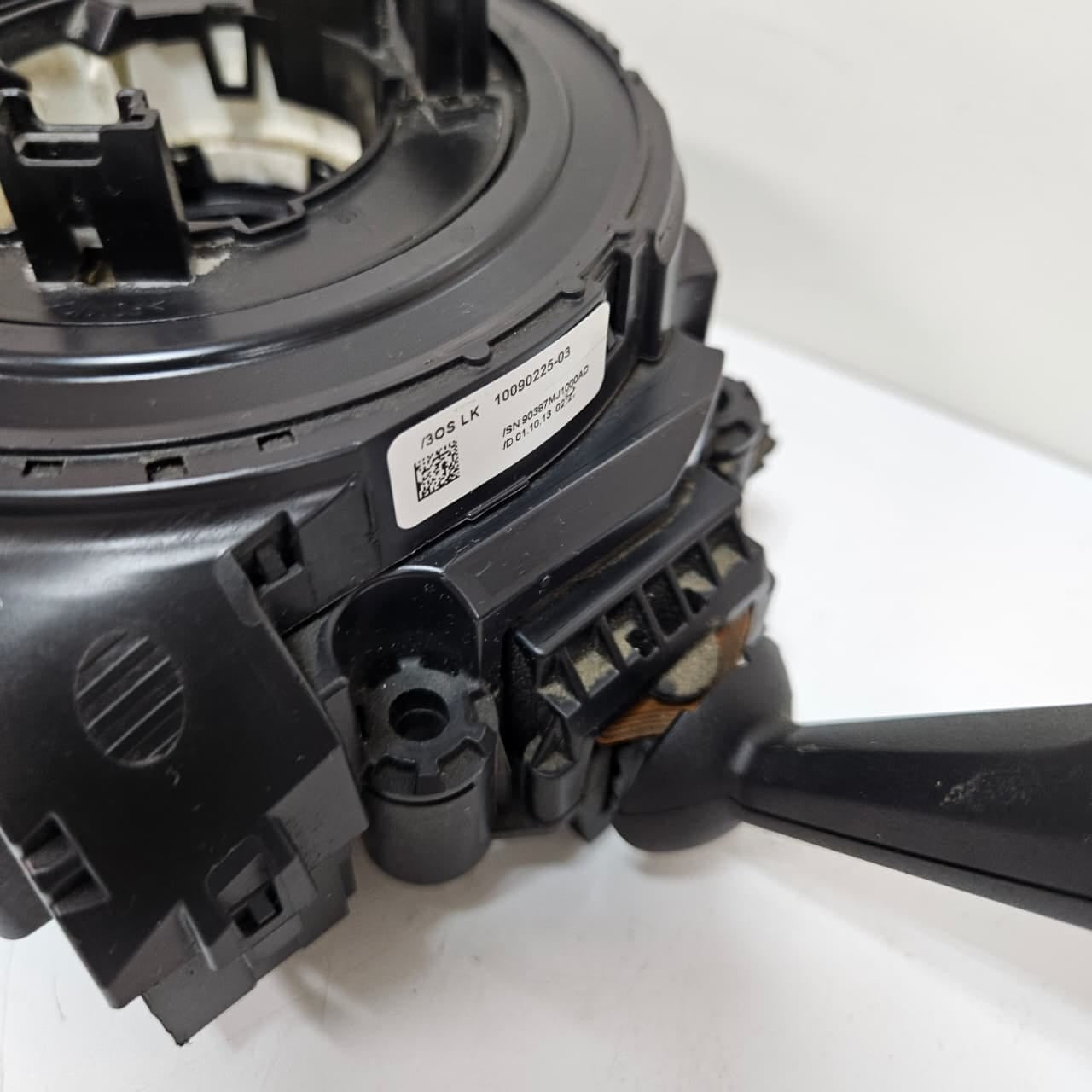 OEM BMW 2, 3, 4 Series F22, F30, F32, F34 Steering Column Switch Cluster 9253751