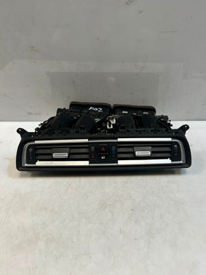 BMW 7 Series F01 F02 F03 F04 Dashboard Center Air Vent Grille Center 9115860