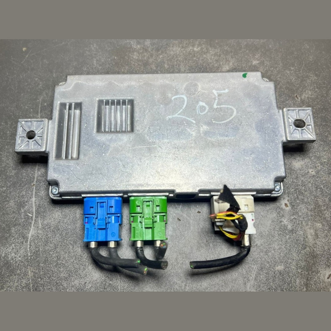 15-20 Mercedes W205 Surround View Camera Control Module  A205 9002629 OEM