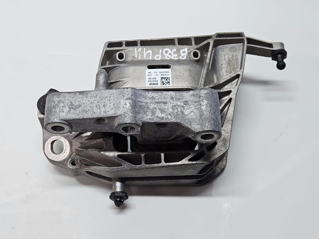 9423376-2024 BMW X1 U11 B38N Engine Mount Right Side OEM