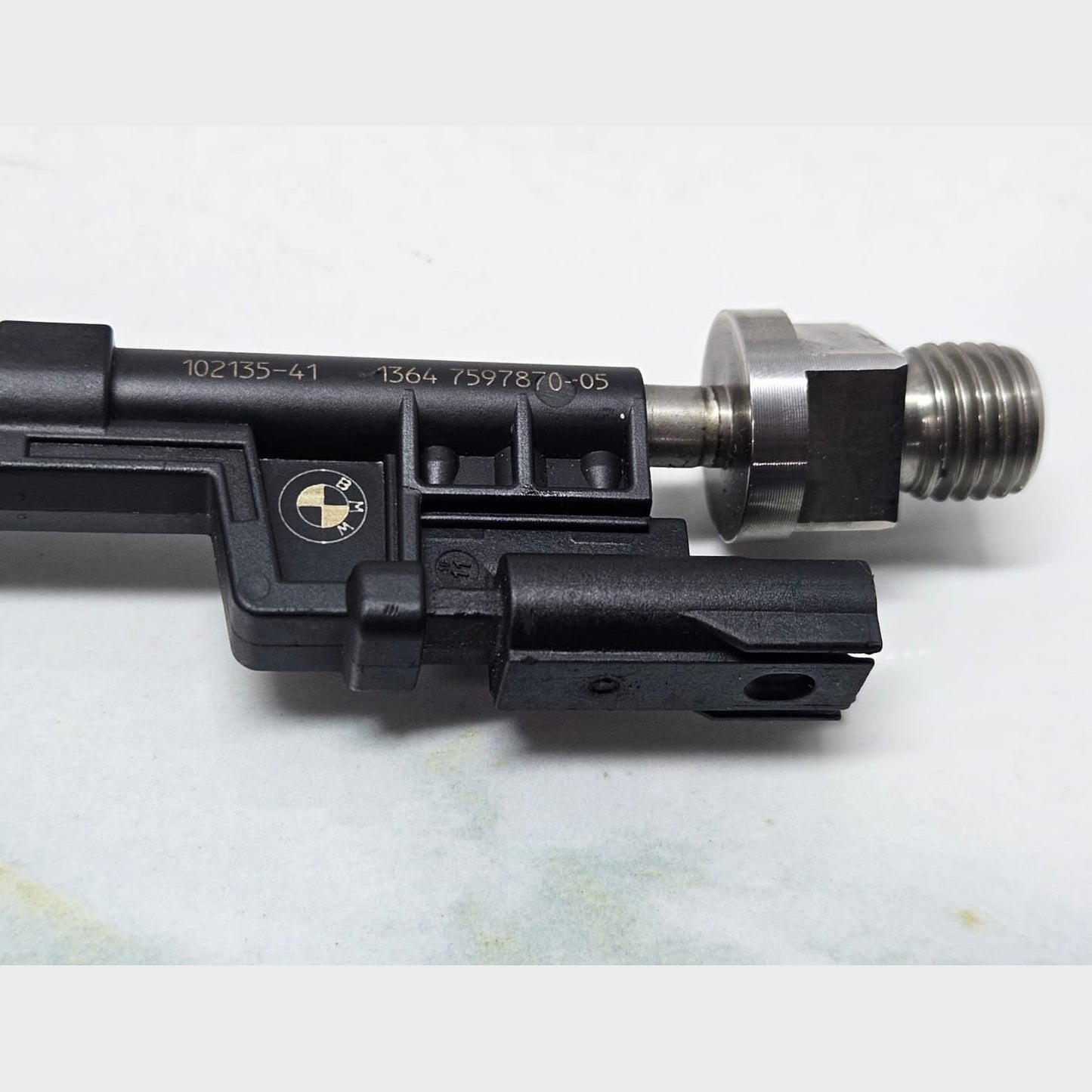 2011-2015 BMW 135i, 335i, 535i, 640i, 740i, X5 N20 N55 Fuel Injector 7597870 OEM