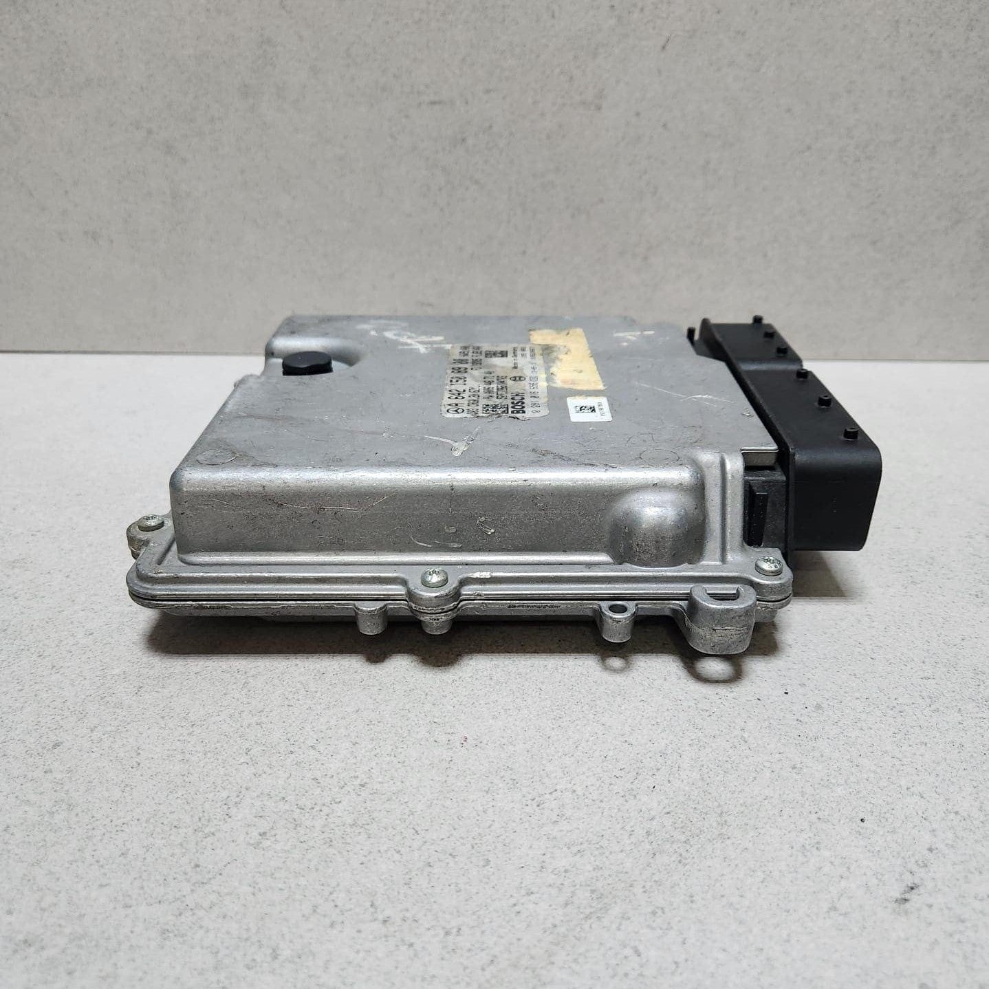2010-2016 Mercedes-Benz E300 Engine Control Unit A6421508900