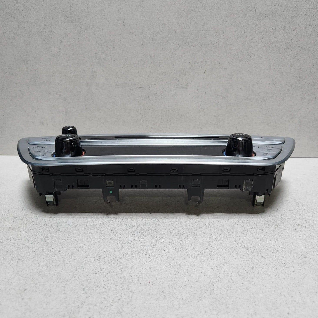 2016-2019 BMW 740i Climate Control Unit 6822777 G11 G12 740i 750xi