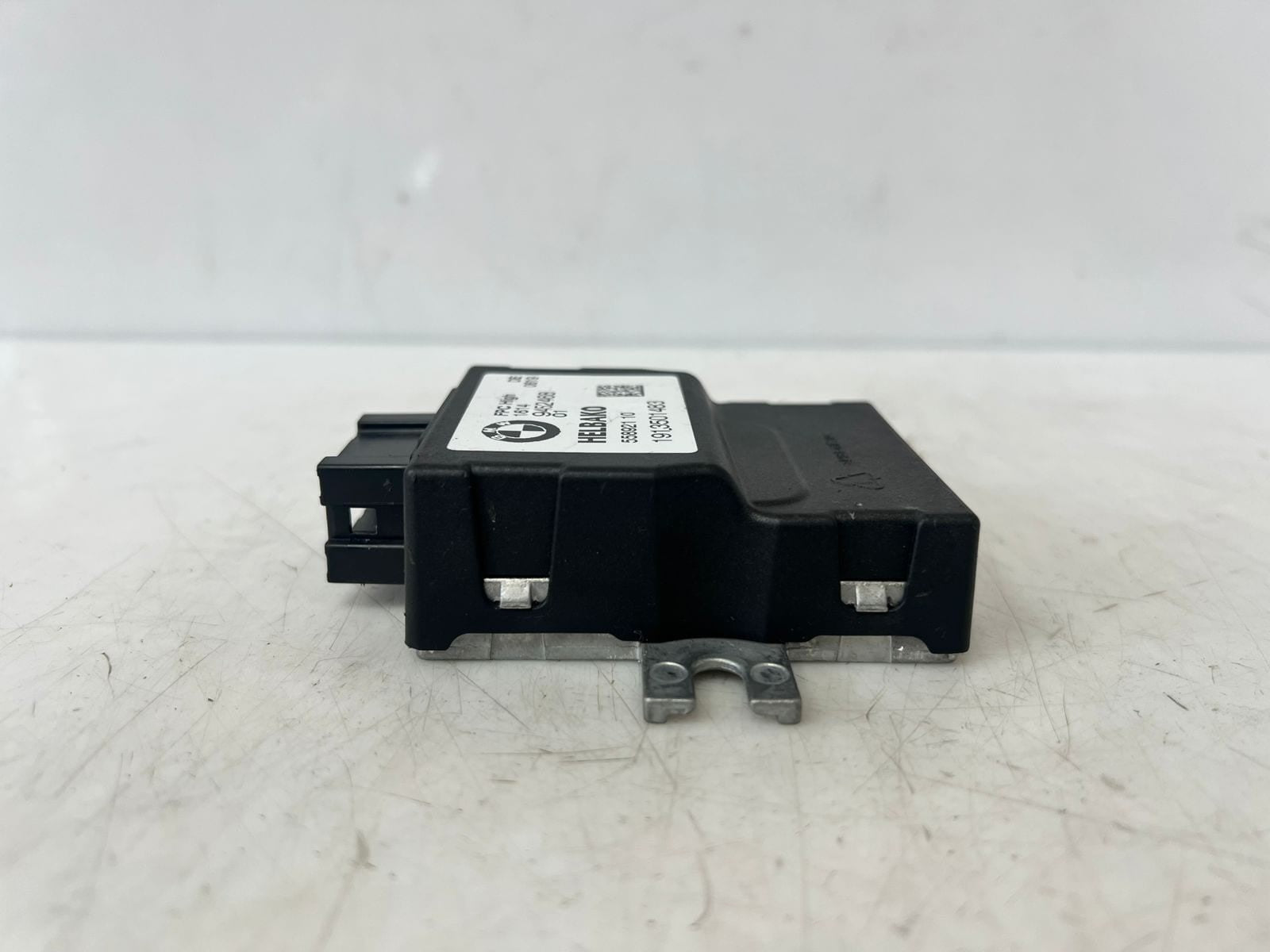 2017-2019 BMW G20 X5 3' 6' 7' M760Li xDrive Fuel Pump Control Module 9452468 OEM