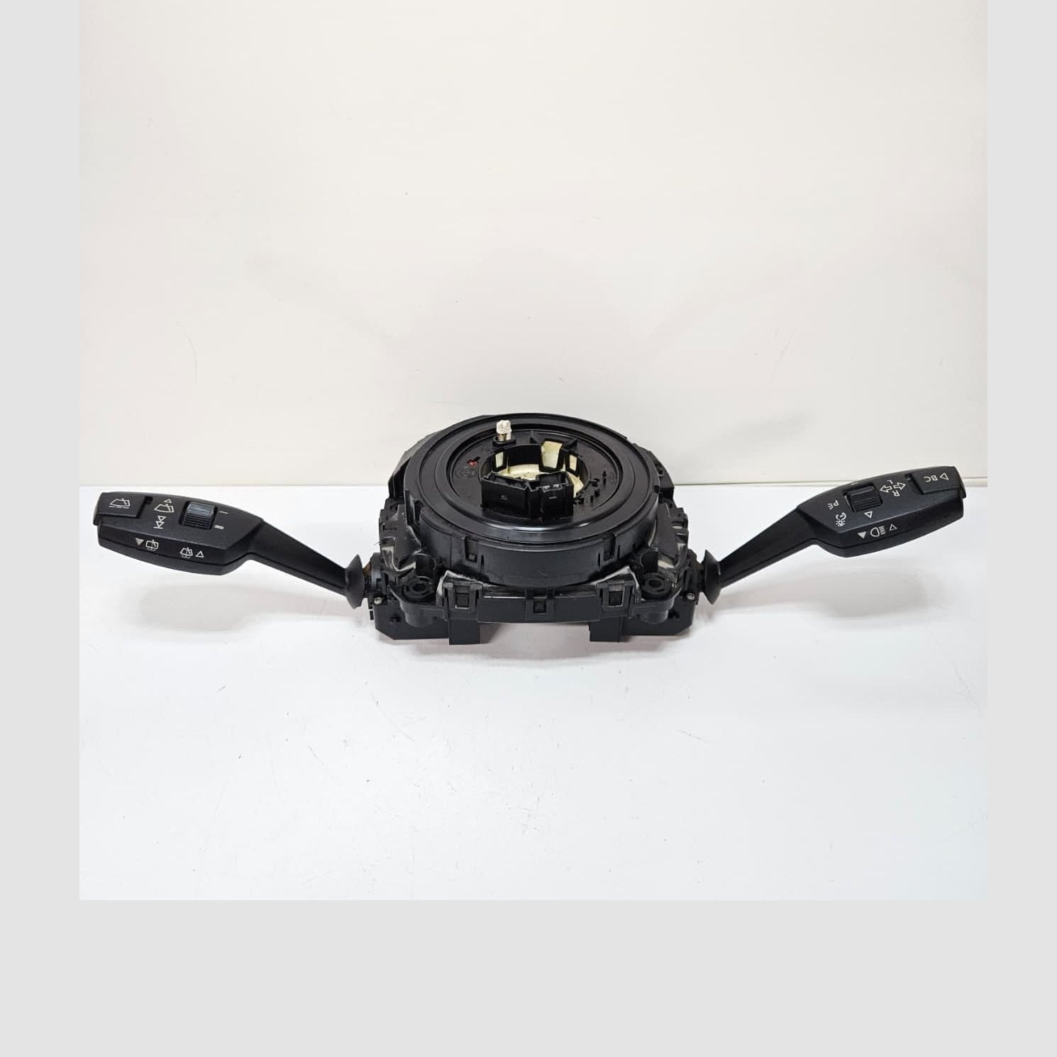 OEM BMW 3 Series E87 E90 E91 Steering Column Switch 9110873