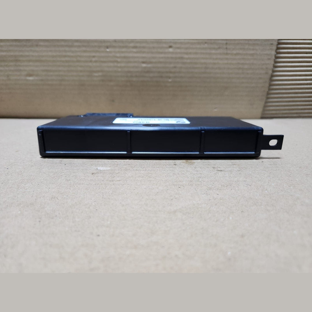 2009-2015 BMW 750i Central Gateway Control Module 9266407