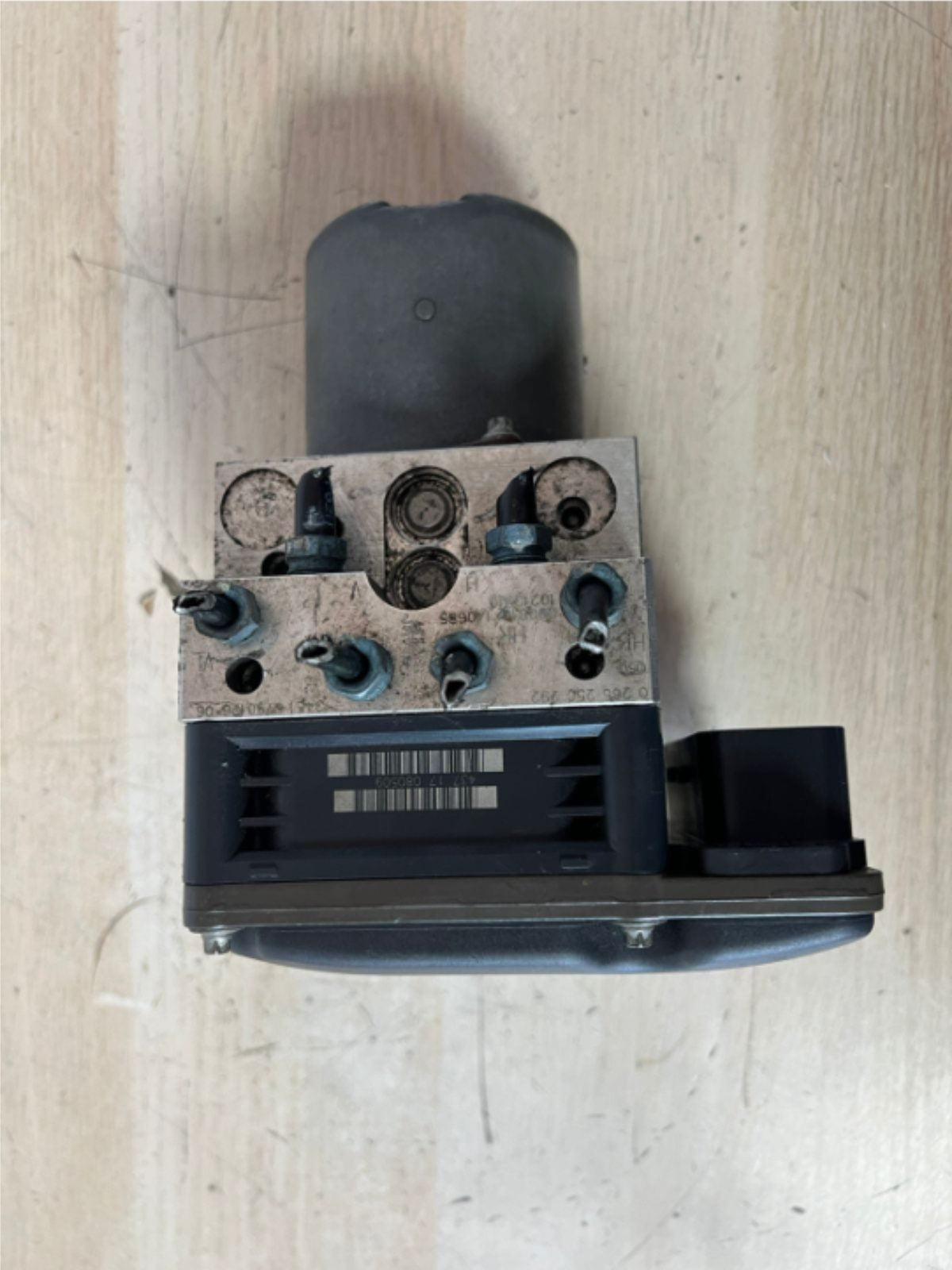 08-14 BMW E71 X6 X5 ABS Antilock Brake Pump Control Module 3451 6785266-04 OEM