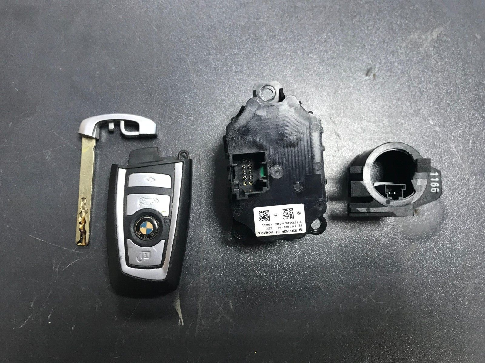 BMW 730Ld F02 2011 N57 ENGINE CONTROL COMPUTER ECU UNIT SET DDE 8515073
