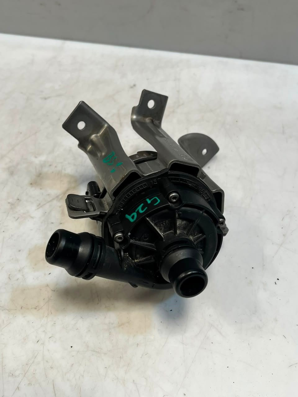 2019-2023 BMW 330i B58 G20 G21 X3 X4 X5 X7 Auxiliary Water Coolant Pump 8651288