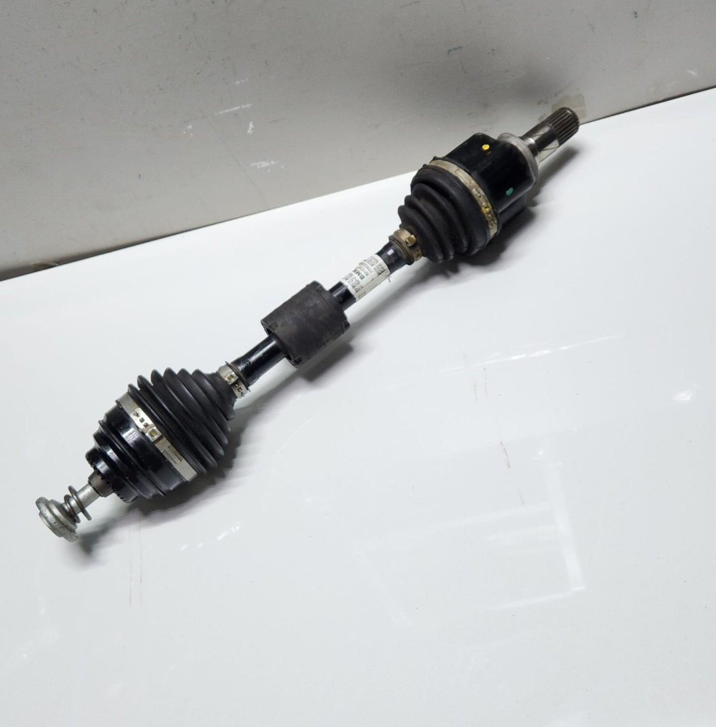 2019-2024 BMW 118i Front Drive Shaft 8681523 1 Series F40 and BMW 2 Series F44 