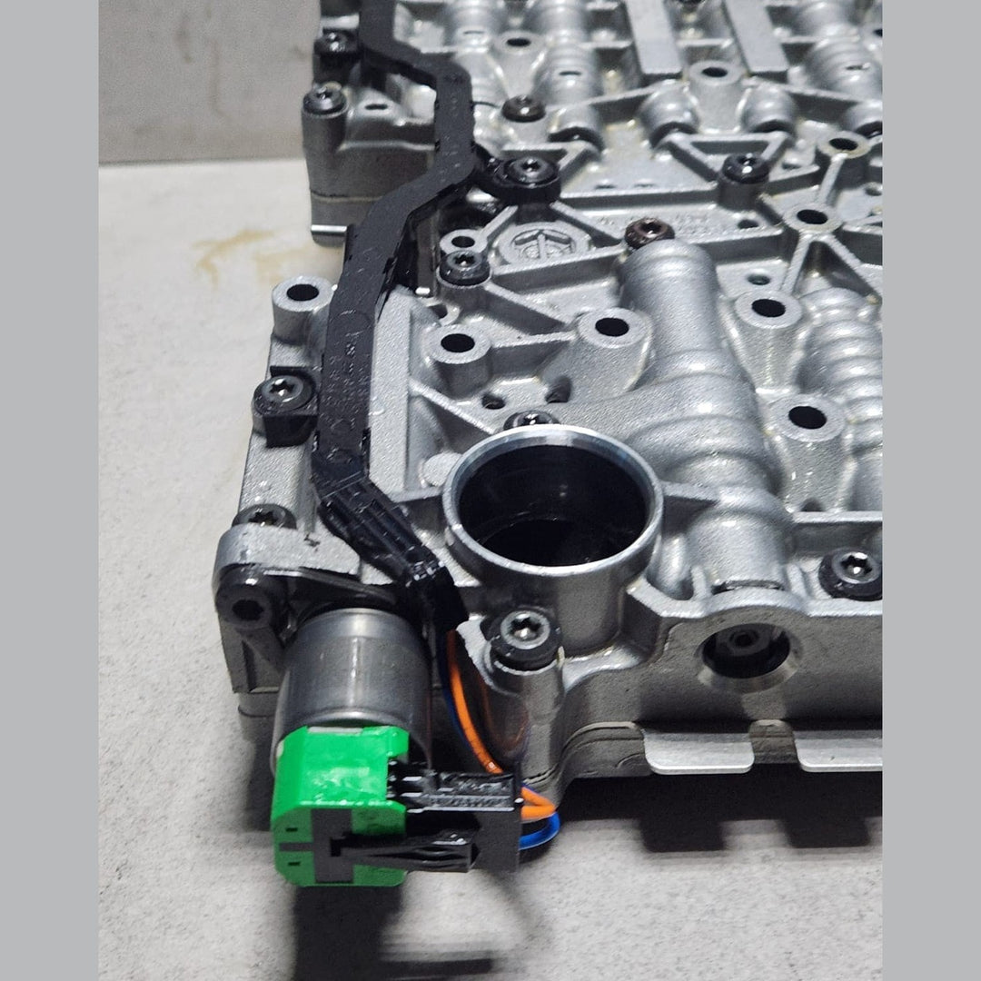 2012-2016 BMW 528i Transmission Control Module 0260550066 8HP45 N20 F10