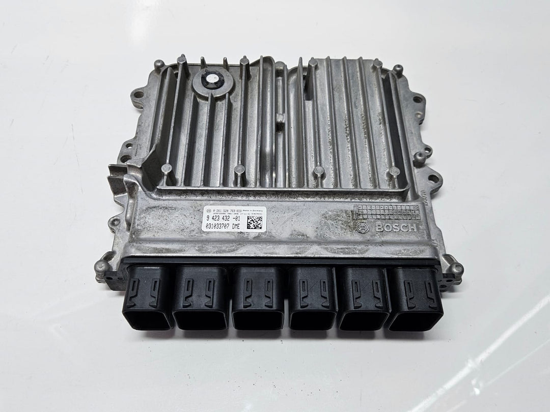 9423432-2018-19 BMW 530i G11 G12 G30 B46 B48 Engine Control Module Unit DME OEM