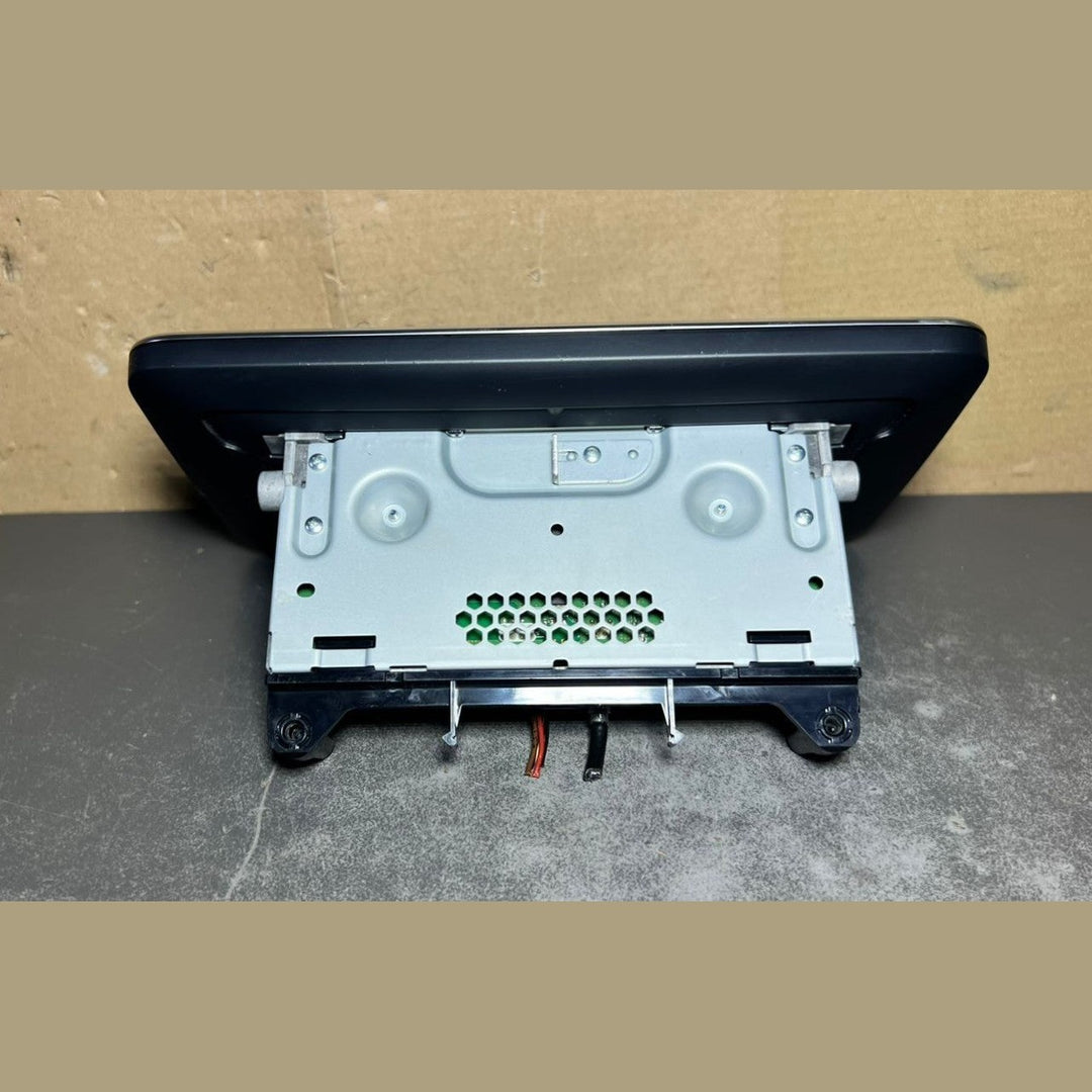14-18 Mercedes-Benz W205 GLC Navigation Display Screen Monitor A205 9002211