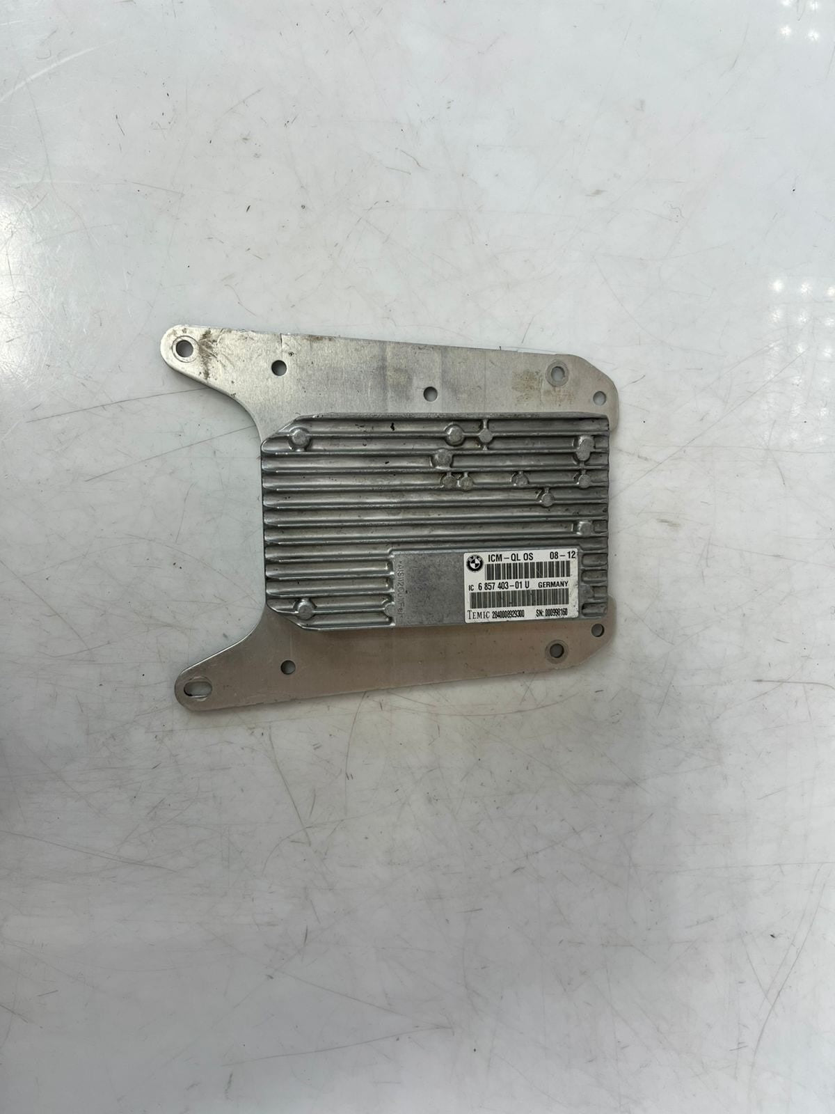 2011-2014 BMW X6 E71 Integrated Chassis Management Control Unit 6857403 OEM