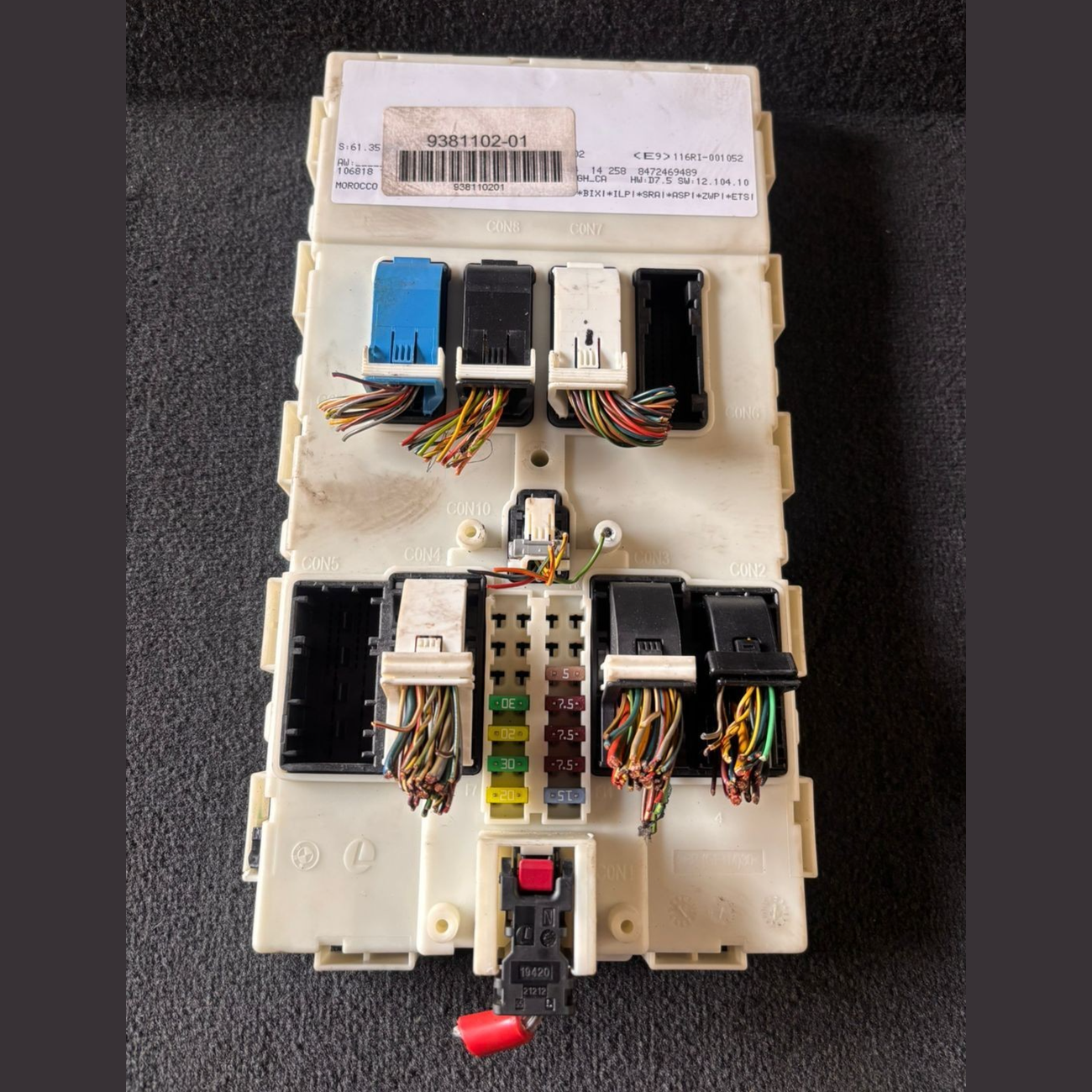 BMW 1 F20 PRE LCI 118i  N13B16A  ENGINE CONTROL UNIT ECU KEY LOCK SET - 8610484