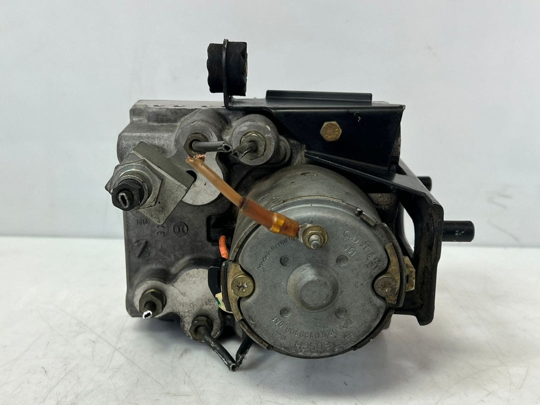 1998-2000 BMW 5228I 5 Series E39 Abs BRAKE Pump MODULE 1090910 OEM