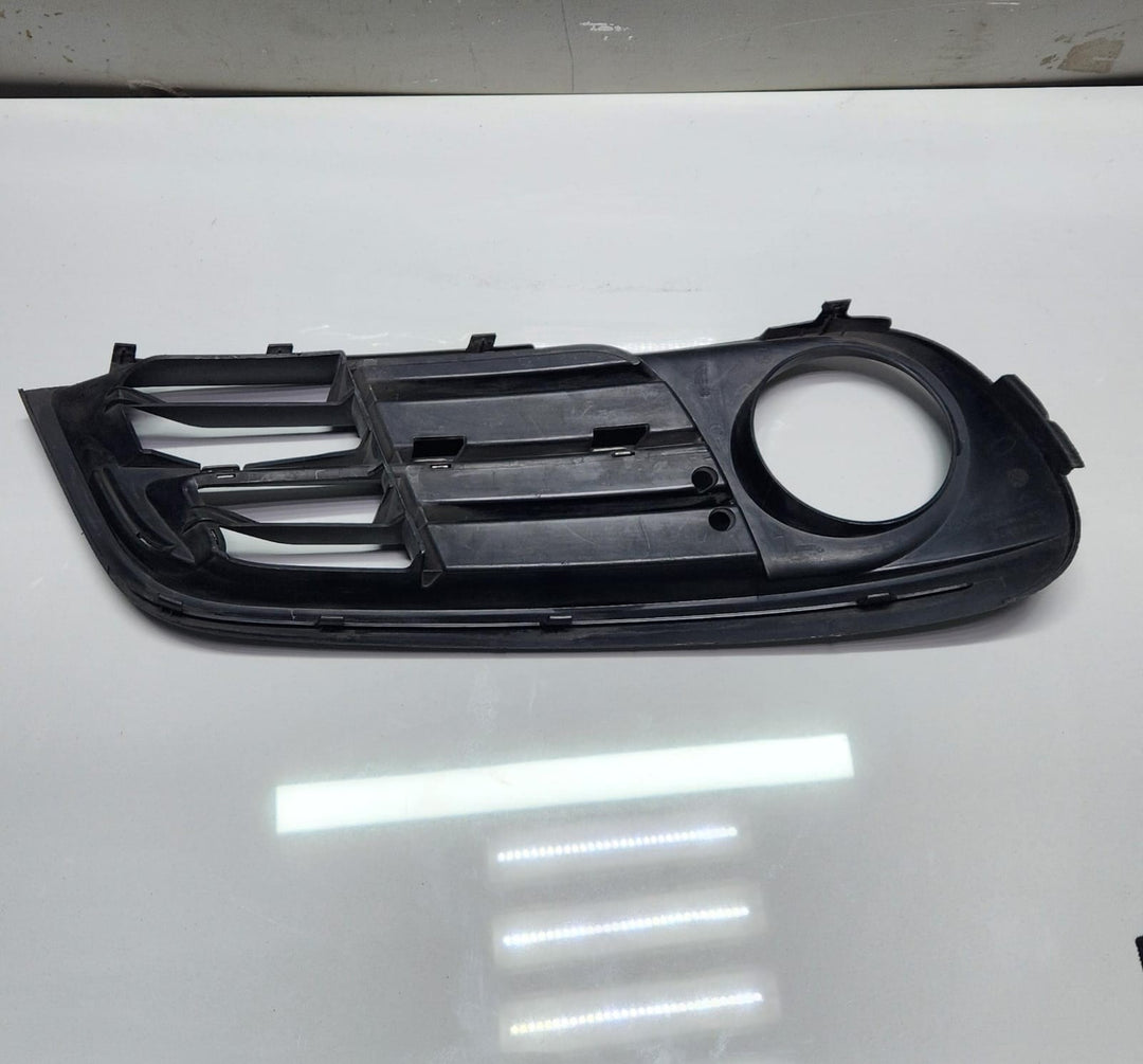 2011-2016 BMW 528i Fog Light Grille 7331735 F10 and F11 5 Series OEM