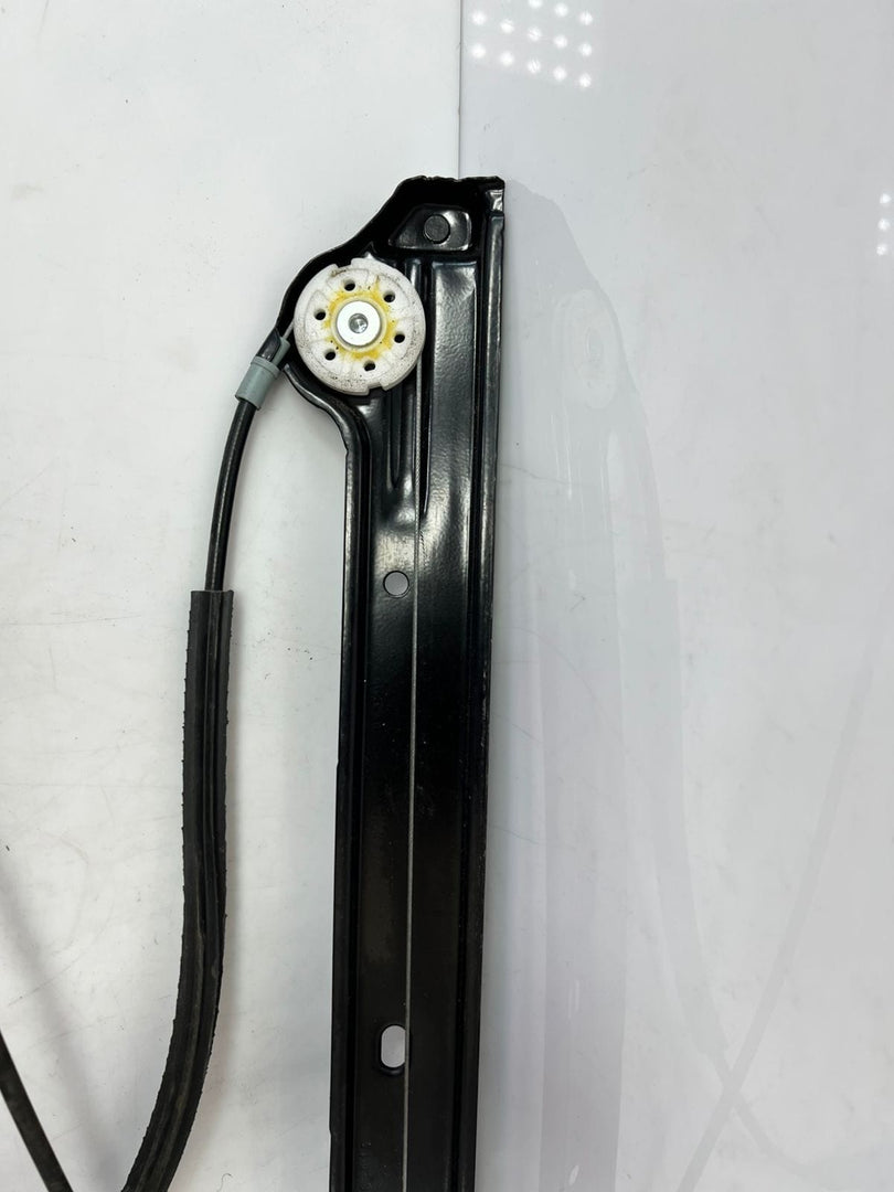 2011-2016 Mini Cooper Countryman Front Window Regulator With Motor 9800565