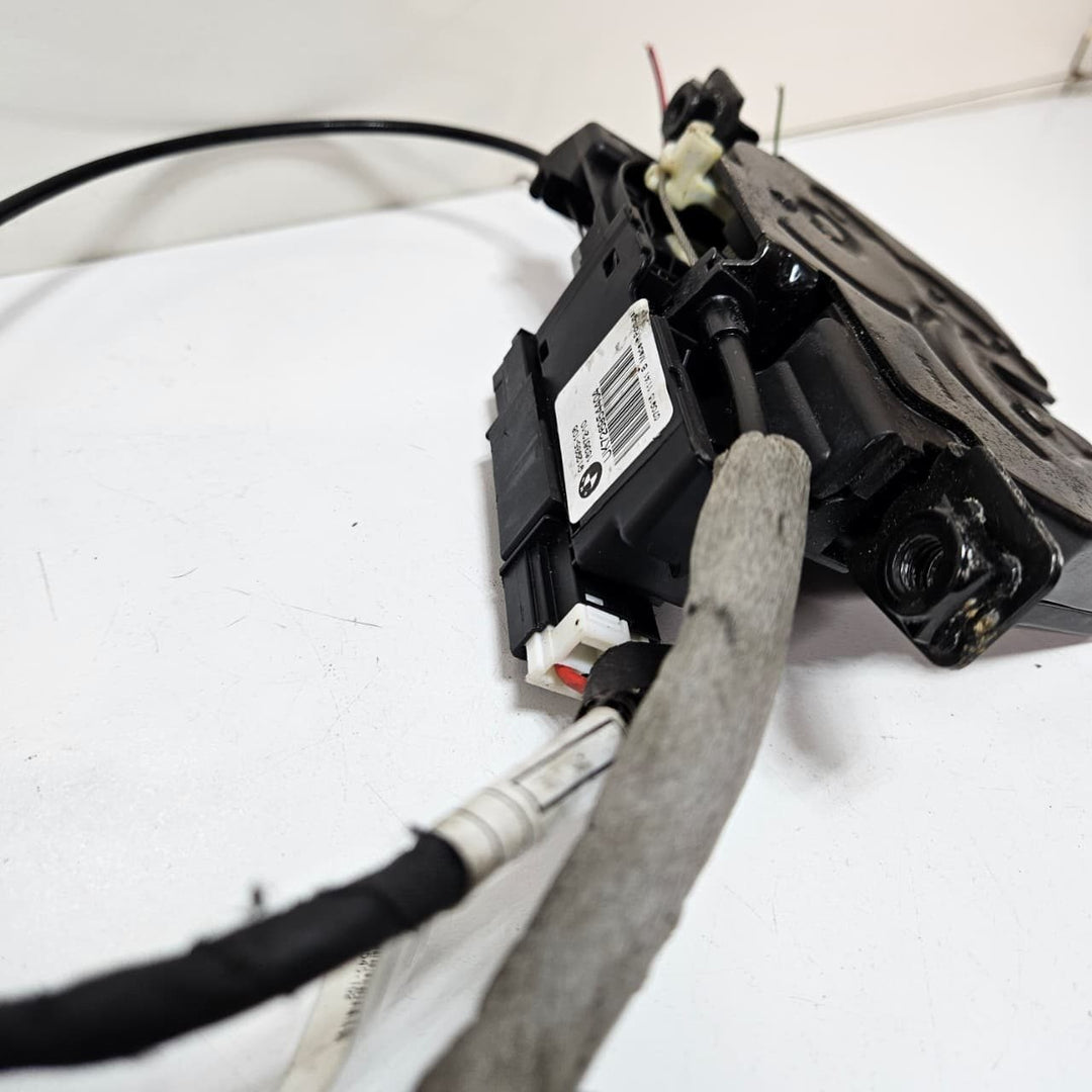 2010-2015 BMW 5 Series F07 GT 528i Trunk Lid Lock Actuator 7330648