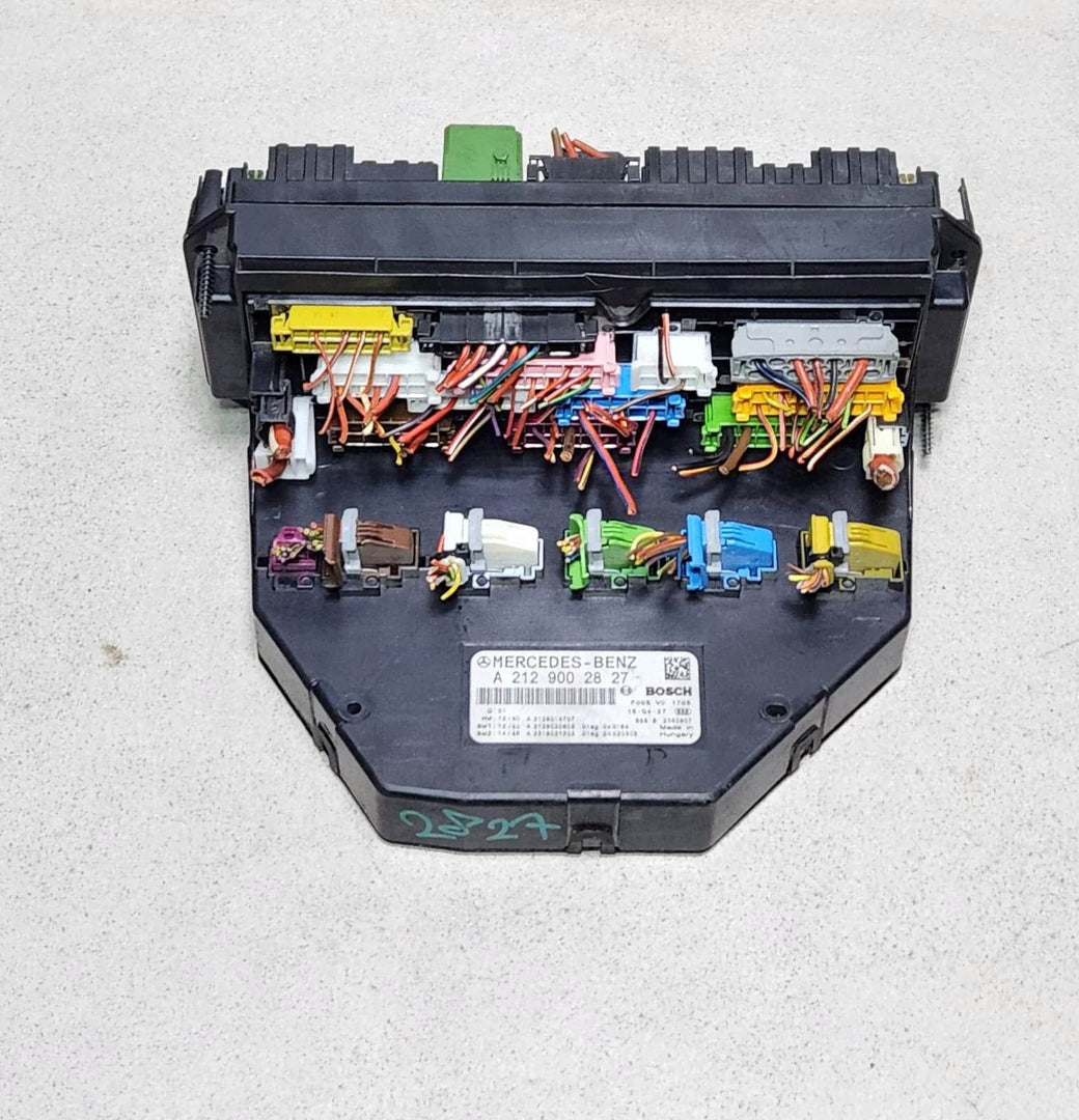 2010-2016 Mercedes-Benz E-Class Front SAM Module Relay Fuse Box A2129002827