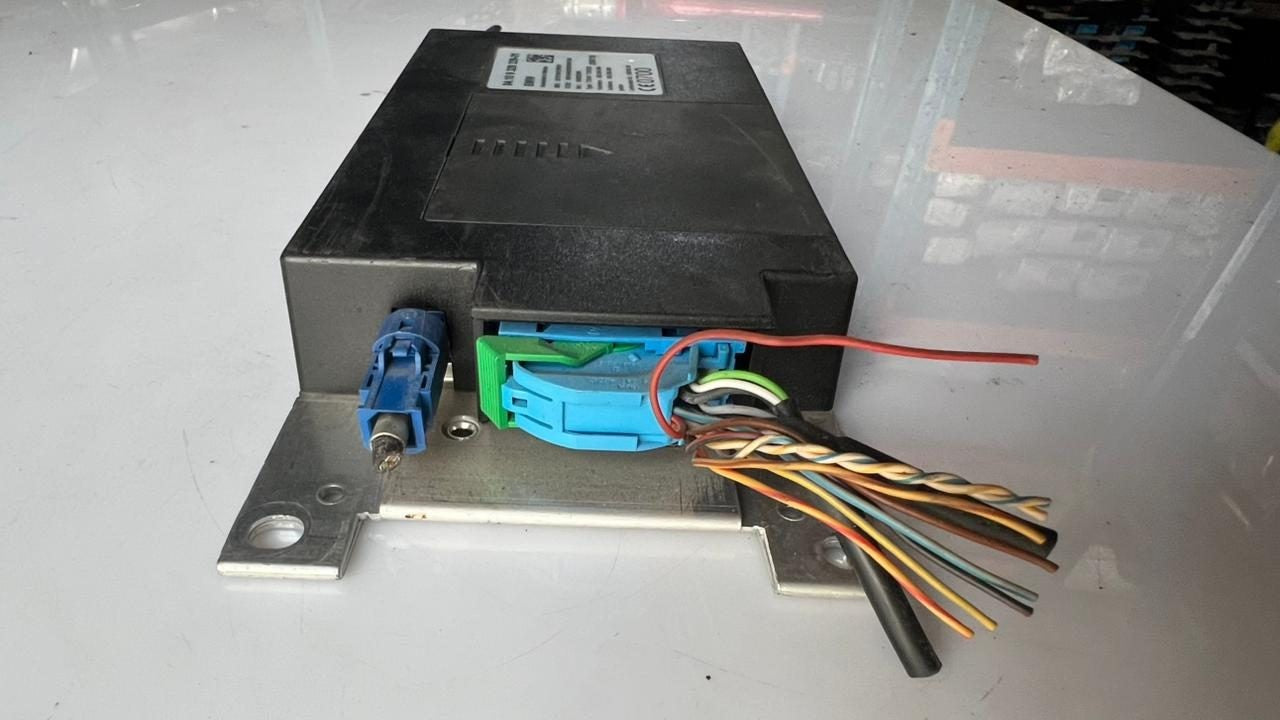 2012-2013 BMW 135i Bluetooth Module 9329339  1 2 3 4 5 Series F10 F11