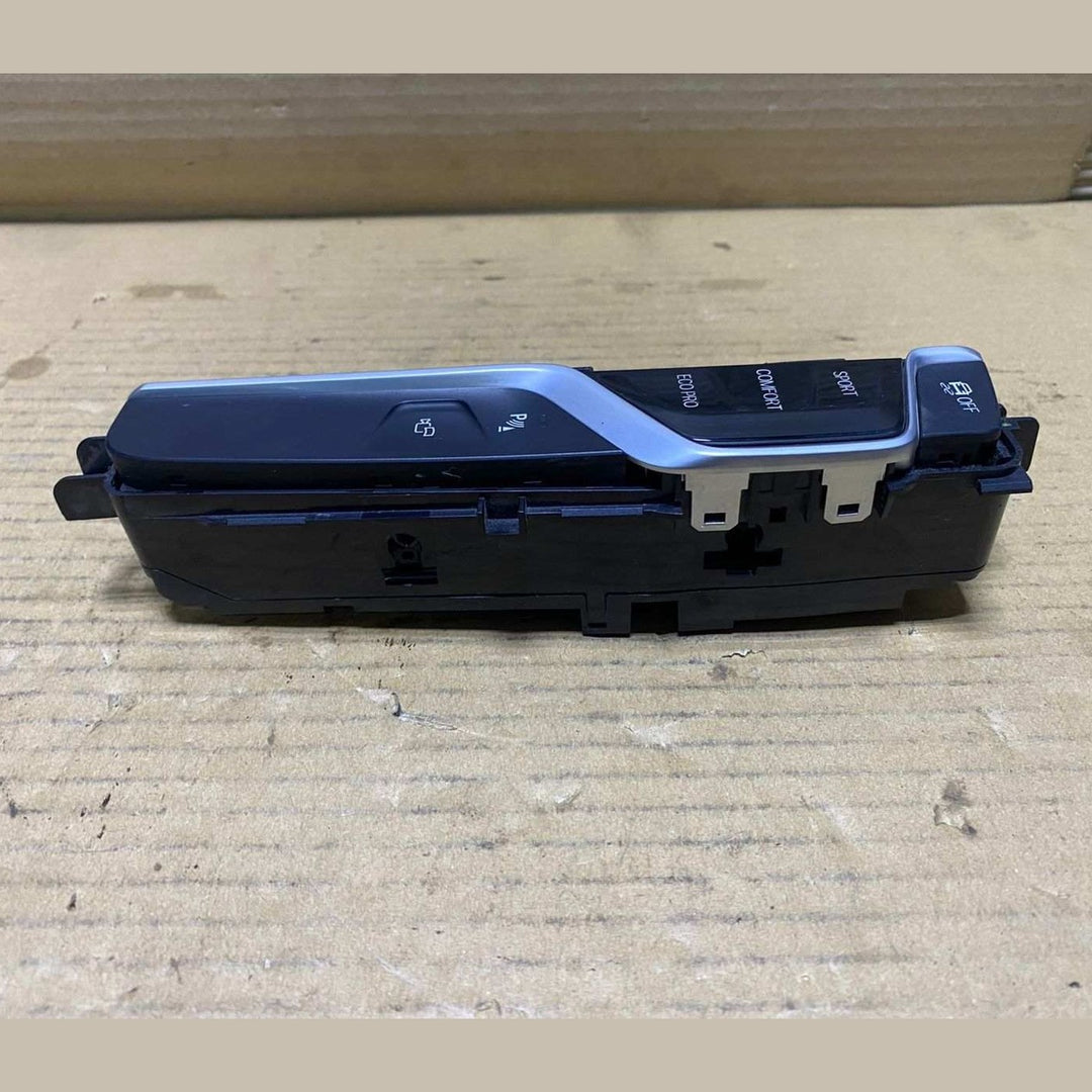 BMW Center Console Switch Operating Unit 6843922 RHD 5 Series G30 G31 and X3 G01