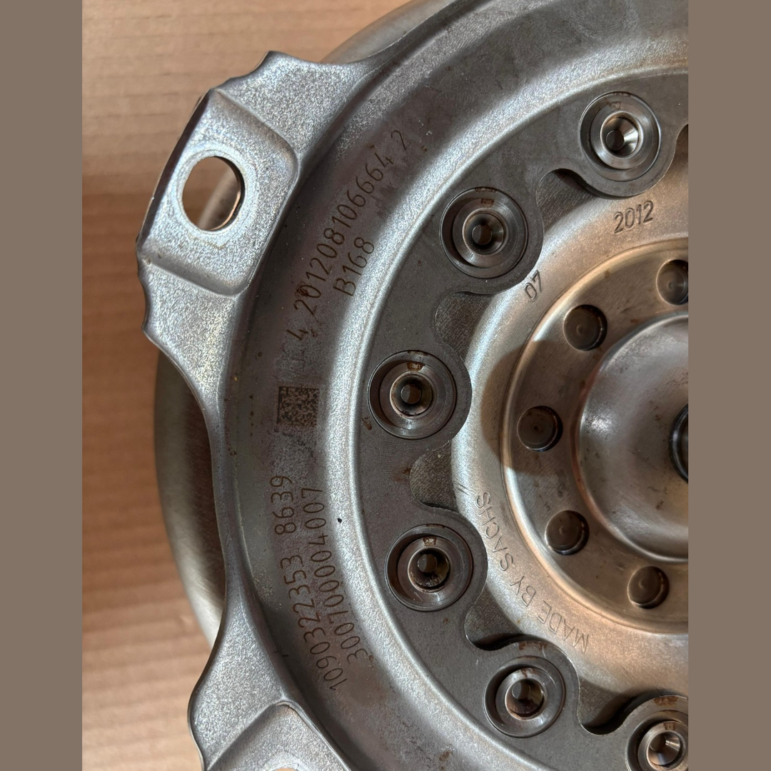 BMW X1 E84 N20 RWD  TRANSMISSION GEARBOX 8HP45 TORQUE CONVERTER P/N 7649239