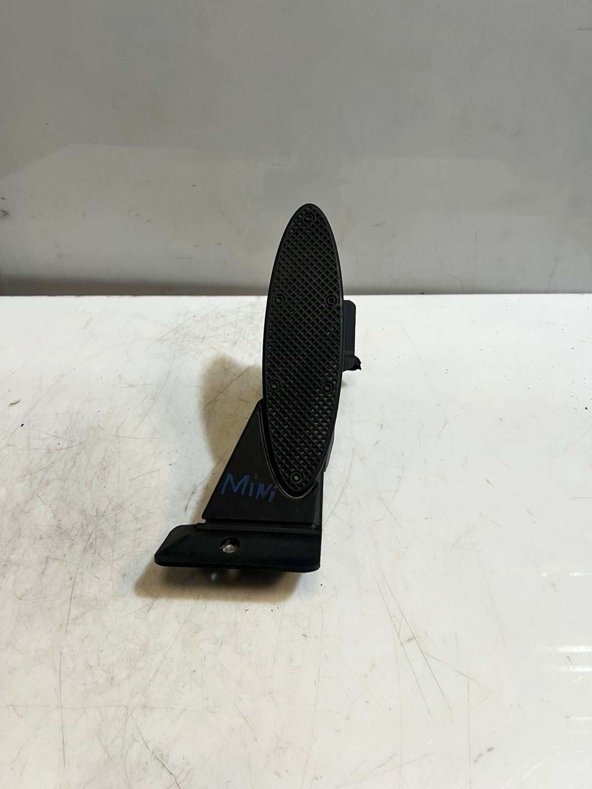 2007-2013 Mini Cooper R56 R55 R57 R60 Accelerator Pedal Position Sensor 6853178